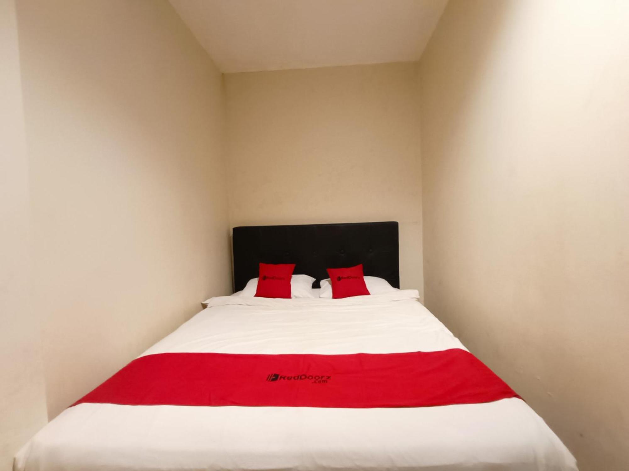 Hotel O Makassar Near Gereja Advent Tikala Baru Formerly Rid'S Hotel Manado Eksteriør billede
