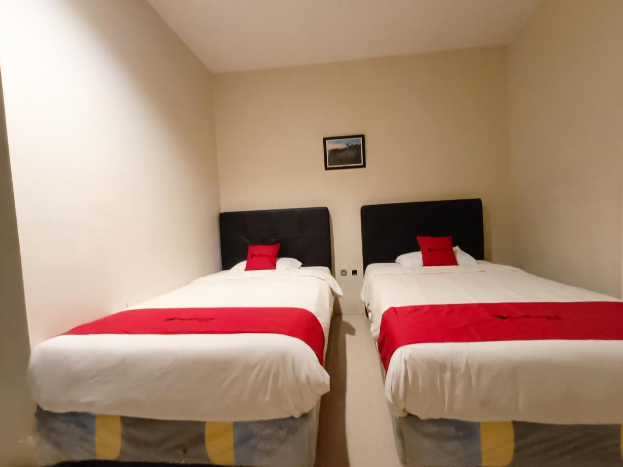 Hotel O Makassar Near Gereja Advent Tikala Baru Formerly Rid'S Hotel Manado Eksteriør billede